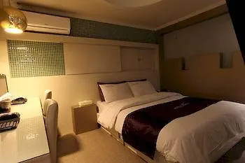 Mare Otel Seul